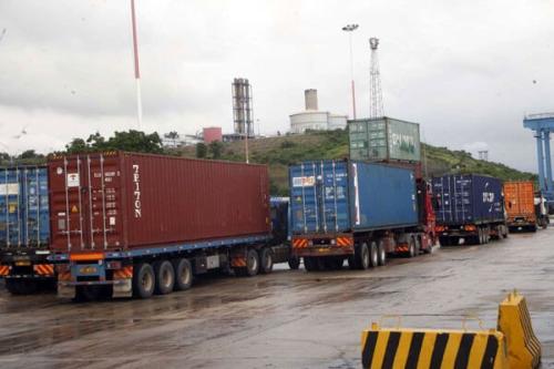 e6b25707ae60420bbfffa658bebb71e4